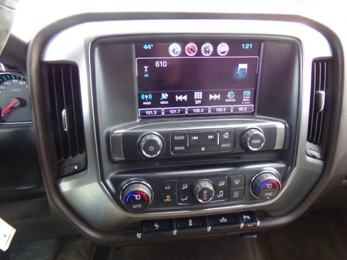 Used 2017 Chevrolet Silverado 1500 LT w/ All Star Edition image 36