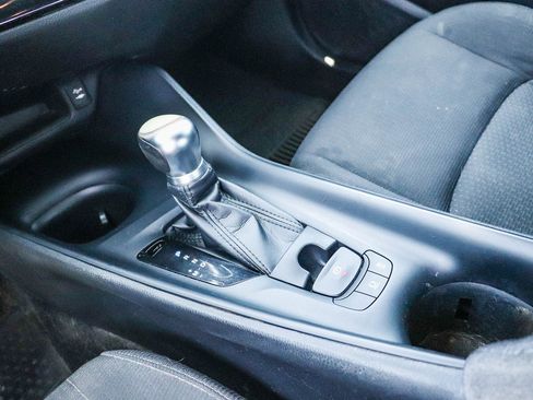 Certified 2018 Toyota C-HR XLE FWD image 22