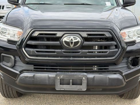 Used 2019 Toyota Tacoma SR RWD image 10
