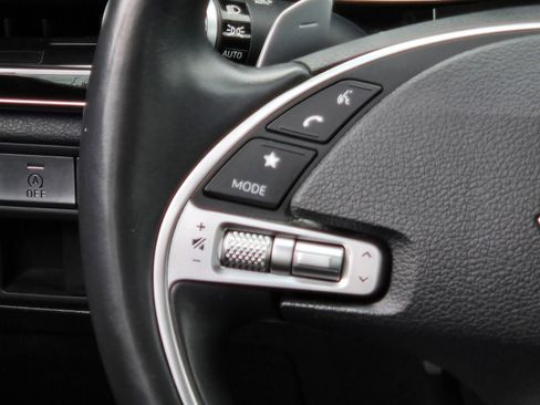 Used 2023 Genesis G80 2.5T image 13