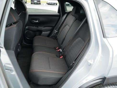 Used 2025 Honda HR-V Sport image 8