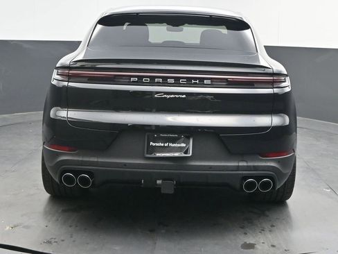 New 2026 Porsche Cayenne image 8