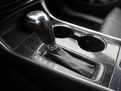 Used 2019 Chevrolet Impala LT image 31