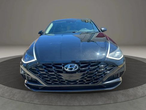 Used 2020 Hyundai Sonata SEL w/ Convenience + Sunroof Package FWD image 2