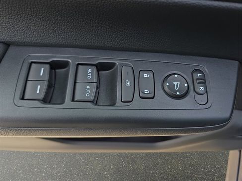 Used 2024 Honda CR-V Sport image 30