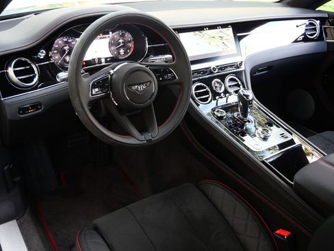 Used 2023 Bentley Continental GT V8 AWD/4WD image 13
