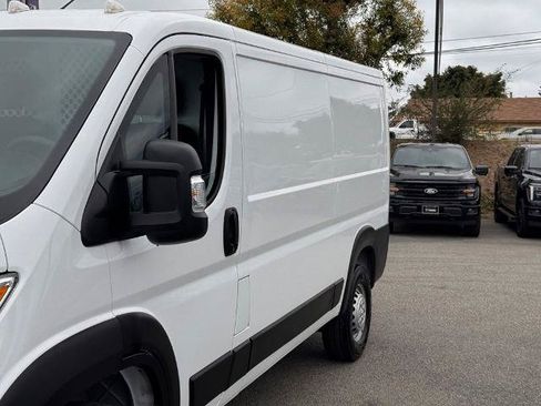 Used 2023 RAM ProMaster 2500 FWD image 9
