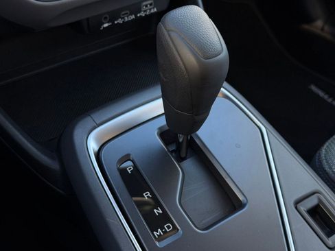 Used 2024 Subaru Crosstrek 2.0i Premium image 16