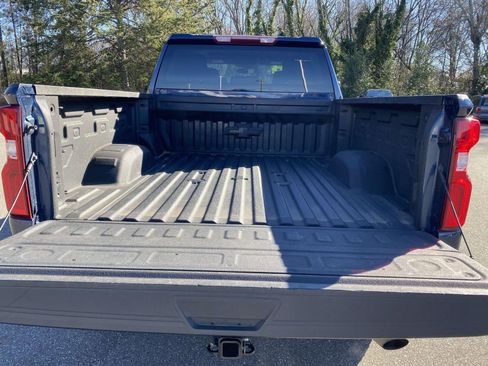 Used 2020 Chevrolet Silverado 2500 Custom w/ Gooseneck/5TH Wheel Package image 9