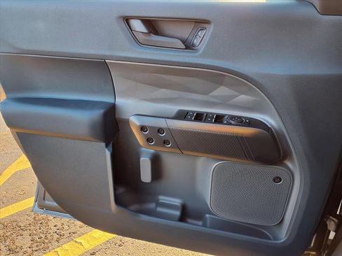 New 2025 Ford Maverick Lariat w/ Black Appearance Package image 18