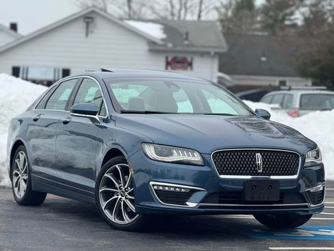 Used 2019 Lincoln MKZ Reserve w/ Reserve Plus Package image 2