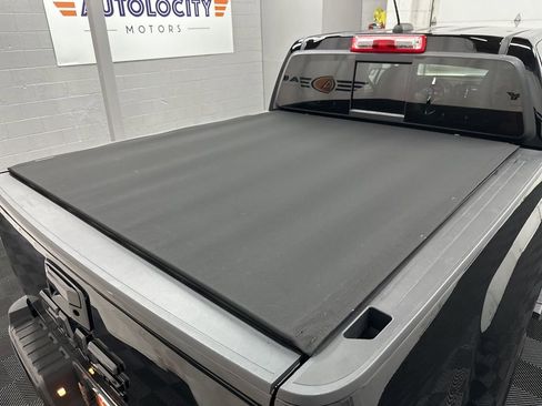 Used 2022 GMC Canyon Denali w/ Denali Black Edition Package image 11