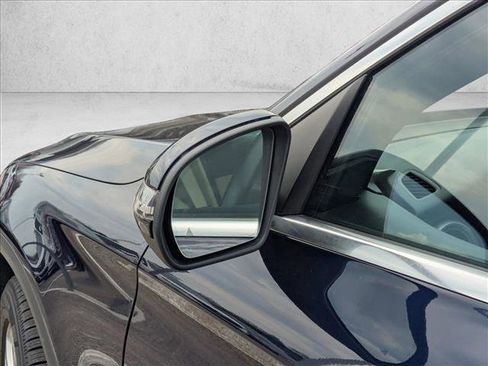 Used 2018 Mercedes-Benz GLC 300 4MATIC image 15