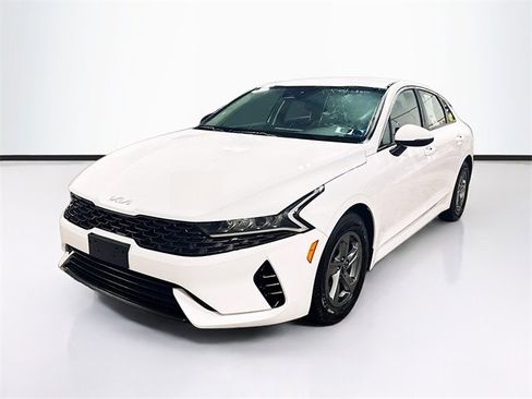 Used 2024 Kia K5 LXS image 3