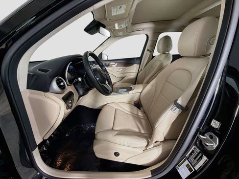Used 2022 Mercedes-Benz GLC 300 image 20