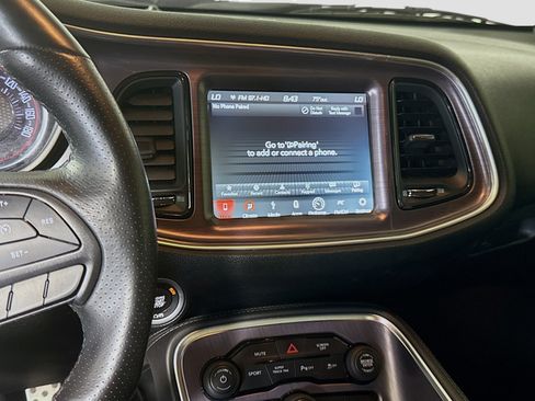 Used 2018 Dodge Challenger R/T Scat Pack w/ Dynamics Package image 18