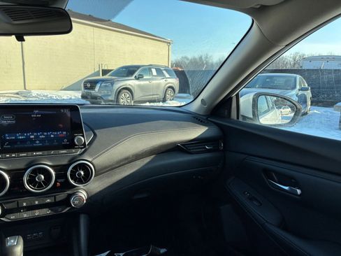 Used 2025 Nissan Sentra SV image 34