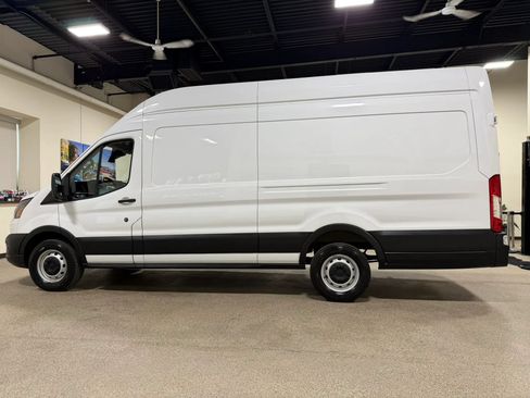 Used 2023 Ford Transit 250 148 High Roof Extended RWD image 8