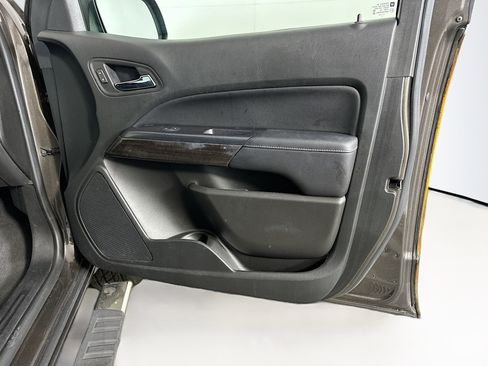 Used 2019 GMC Canyon SLE RWD image 29