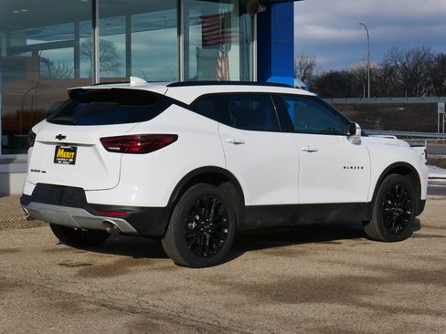 Certified 2023 Chevrolet Blazer LT w/ LPO, Black Sport Package image 3