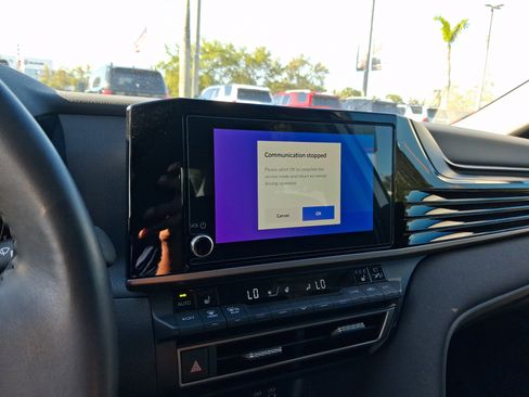 Used 2025 Toyota Camry LE w/ Convenience Package FWD image 24