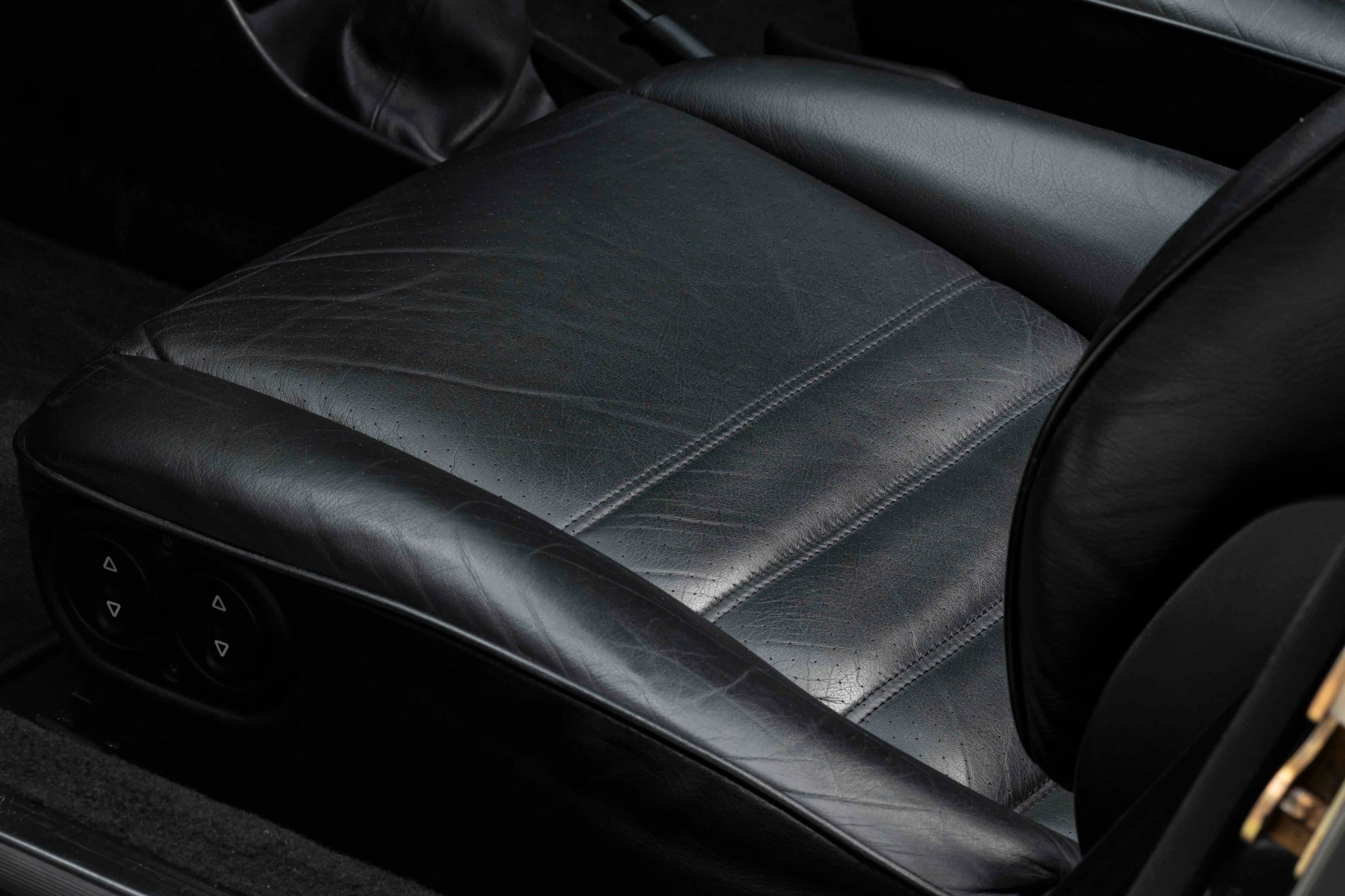 Used 1987 Porsche 911 Carrera RWD image 18