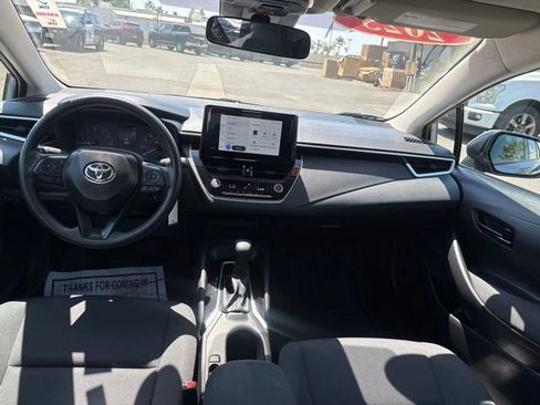 Used 2025 Toyota Corolla LE FWD image 18