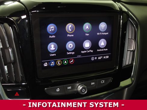 Used 2023 Chevrolet Traverse RS image 18