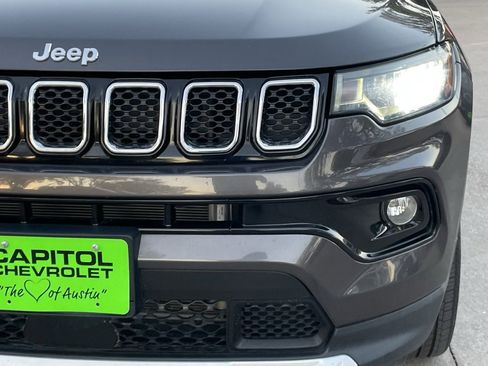 Used 2023 Jeep Compass Limited image 8