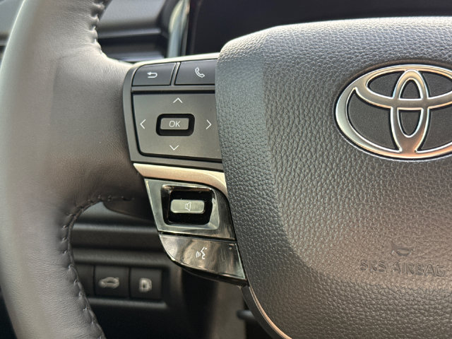 Used 2026 Toyota Camry XSE w/ Premium Package FWD image 28