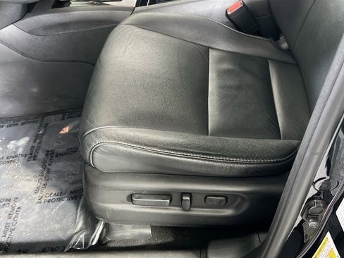 Used 2022 Honda Pilot Touring image 19