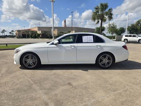 Used 2019 Mercedes-Benz E 300 image 3