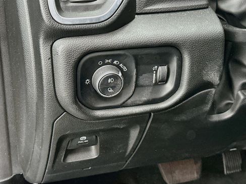 Used 2024 RAM 1500 Big Horn AWD/4WD image 17