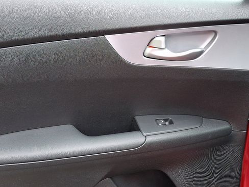 Used 2024 Kia Forte Sedan FWD image 17