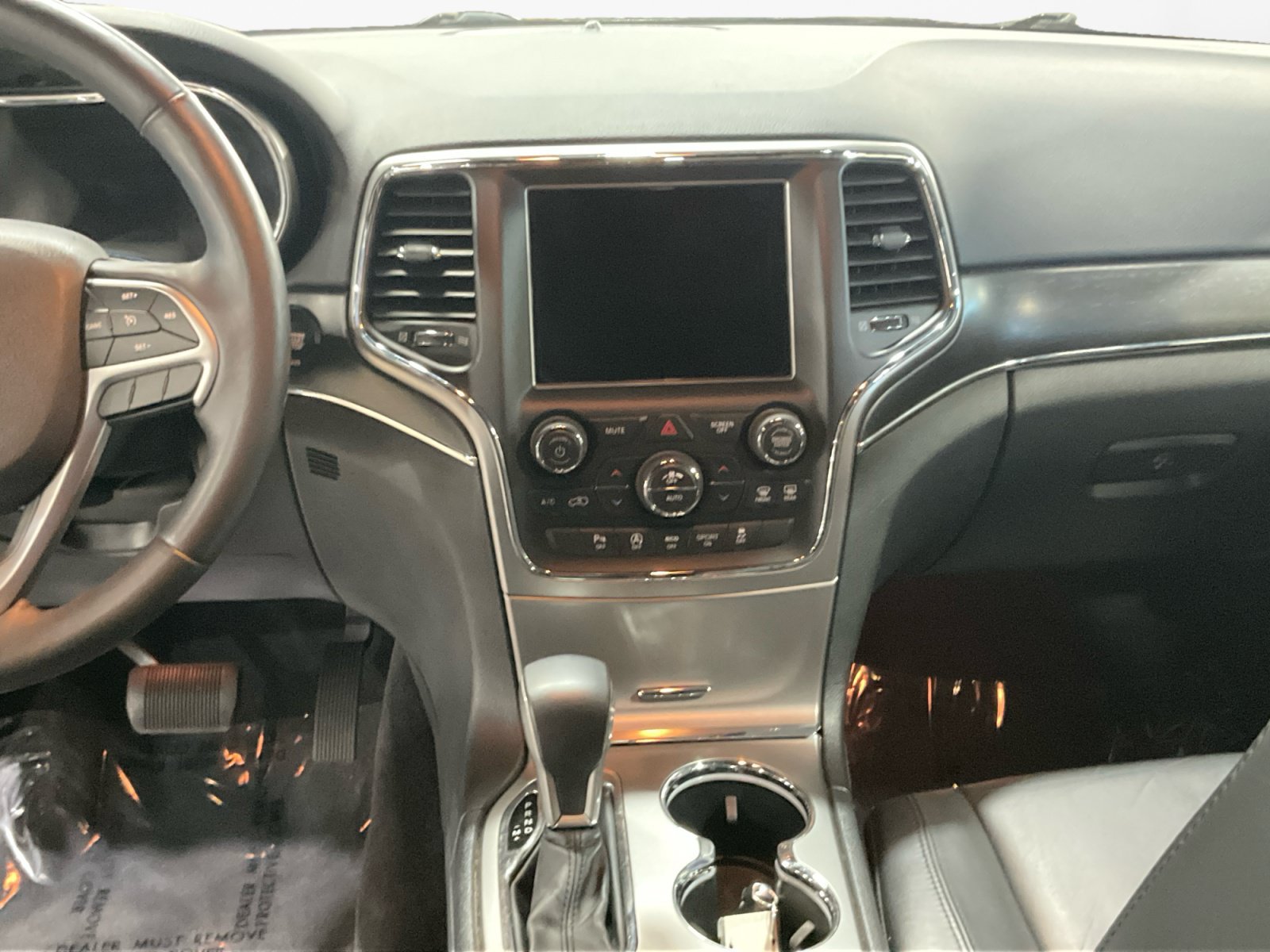 Used 2018 Jeep Grand Cherokee Limited w/ Trailer Tow Group IV AWD/4WD image 12