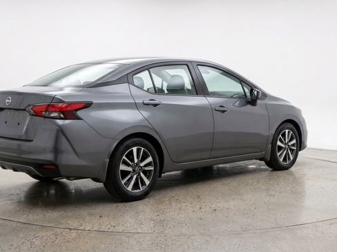 Used 2025 Nissan Versa SV FWD image 9