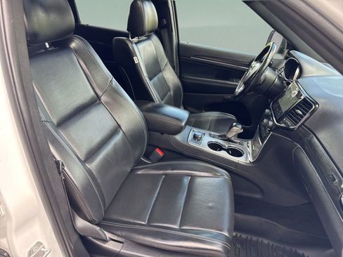 Used 2021 Jeep Grand Cherokee Limited w/ Quick Order Package 28K 80th AWD/4WD image 18