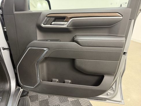 Used 2023 Chevrolet Silverado 1500 LT image 31