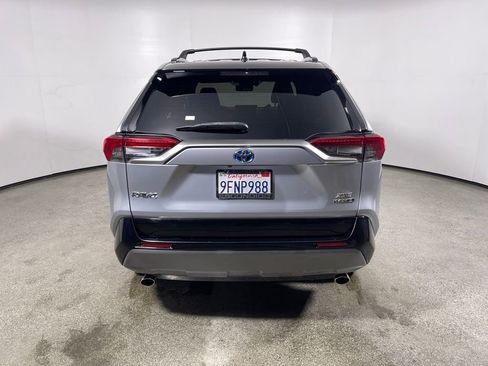 Used 2019 Toyota RAV4 XSE image 4