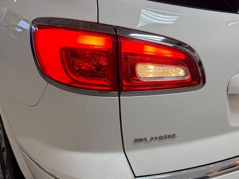 Used 2015 Buick Enclave Leather FWD image 10