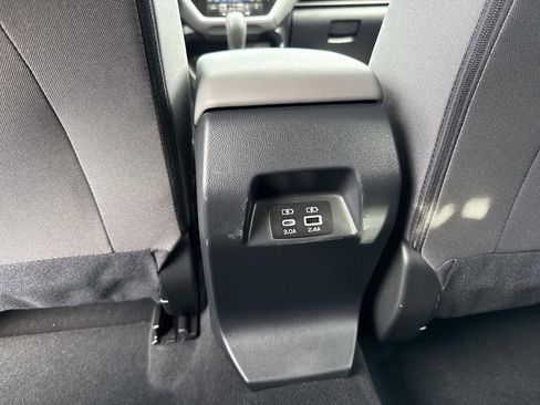 Certified 2025 Subaru Crosstrek 2.0i Premium w/ Popular Package #4 image 17