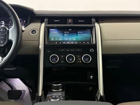 Used 2018 Land Rover Discovery HSE AWD/4WD image 26