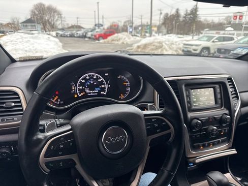 Used 2016 Jeep Grand Cherokee Laredo w/ Quick Order Package 23E image 16