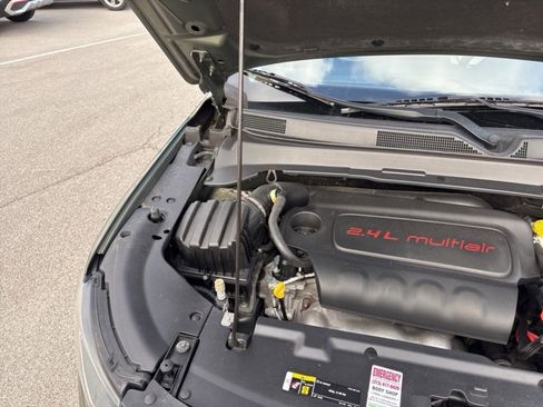 Used 2019 Jeep Compass Limited image 11