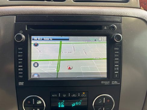 Used 2014 GMC Sierra 2500 SLT w/ SLT Convenience Package image 37