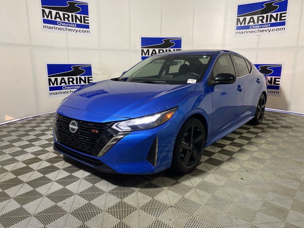 Used 2024 Nissan Sentra SR FWD image 14