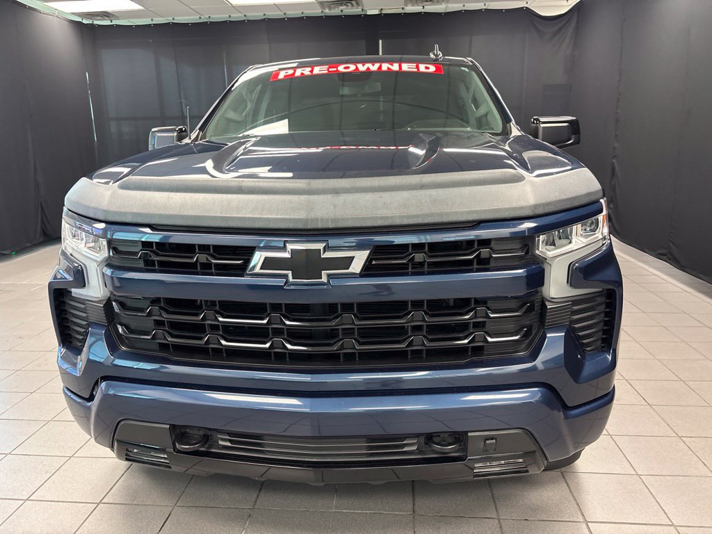 Used 2023 Chevrolet Silverado 1500 RST AWD/4WD image 7