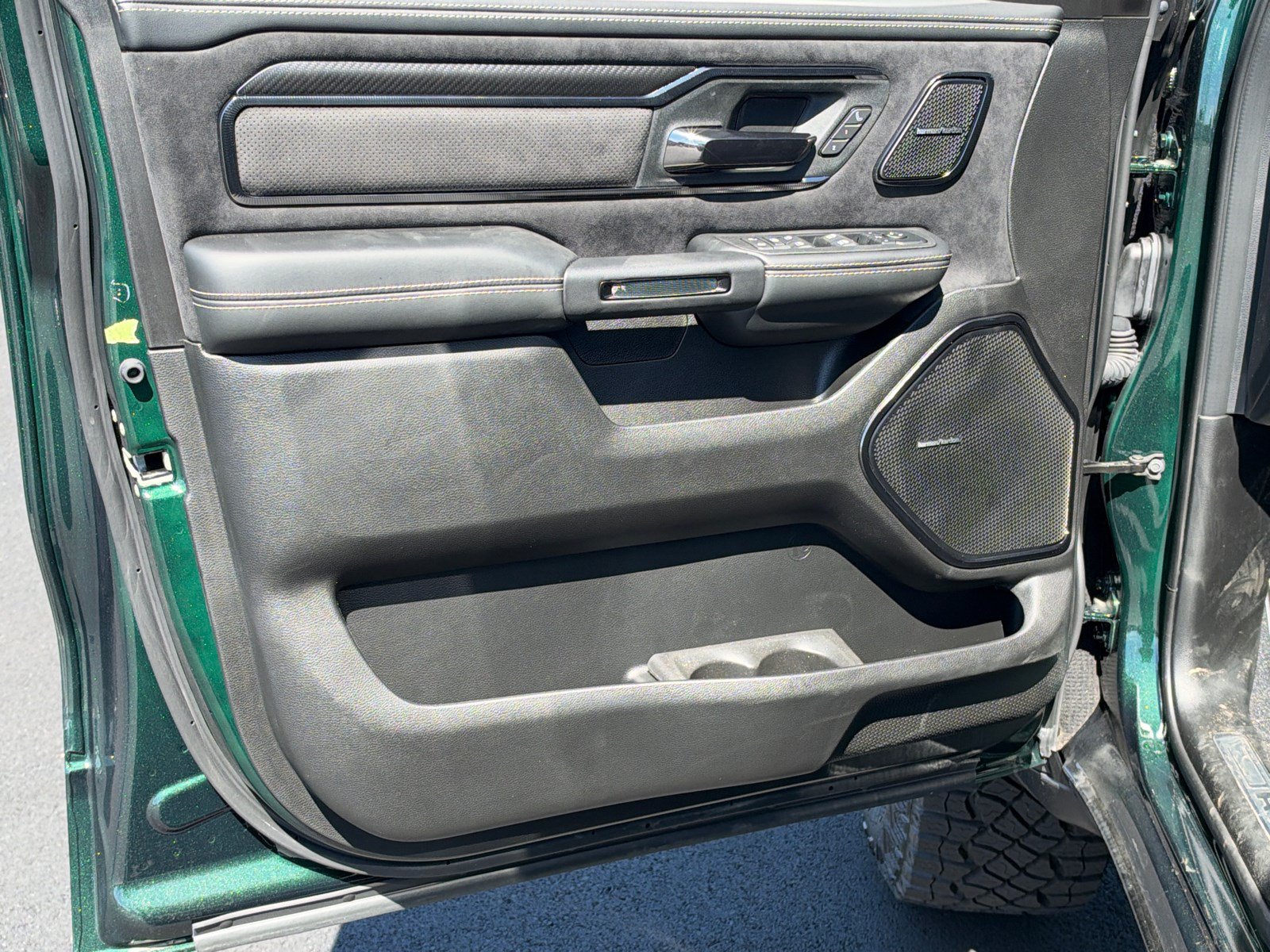 New 2026 RAM 1500 RHO w/ RHO Level 1 Equipment Group AWD/4WD image 10