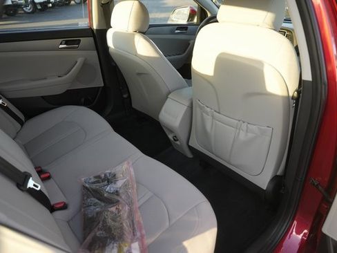 Used 2018 Hyundai Sonata SE image 14