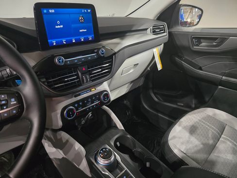 New 2025 Ford Escape Active w/ Cold Weather Package image 23